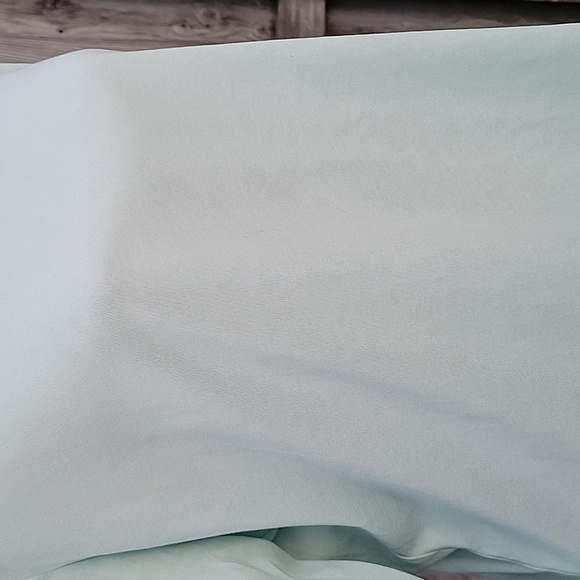 Nike Dri-Fit Performance Hoodie - Picture 17 of 17